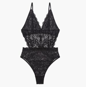 Savage X Fenty Floral Lace Wireless Teddy Bodysuit Size Medium NWT